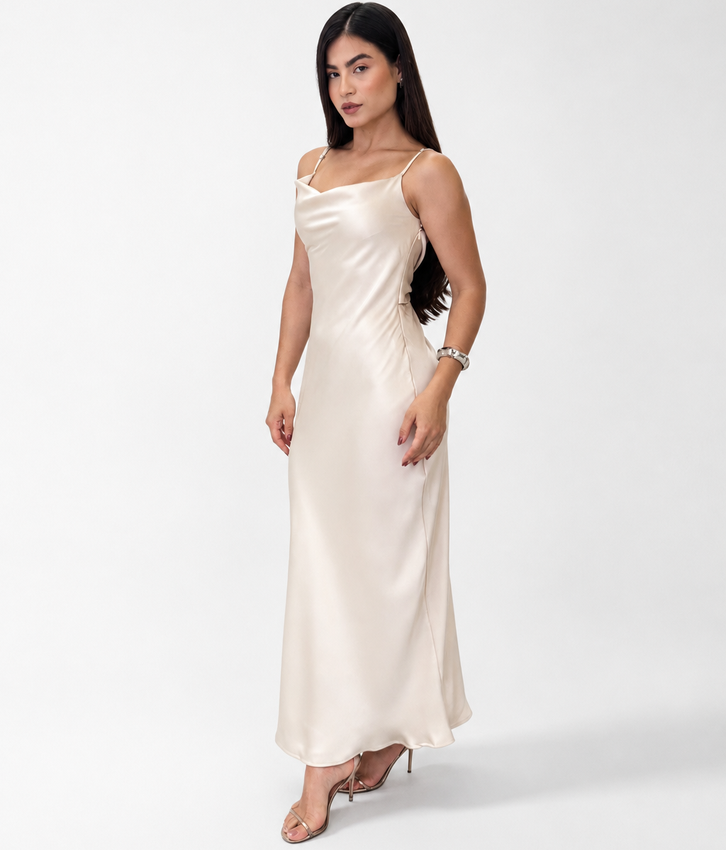 Vestido Longo Feminino com Alça Fina e Decote Drapeado
